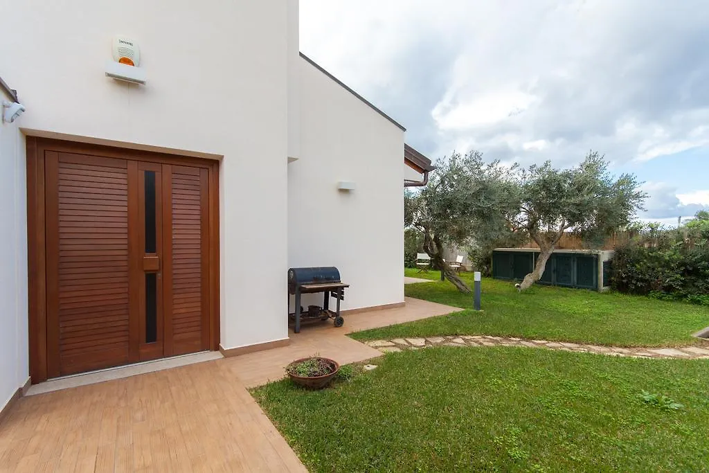 Villa Dell'Ulivo - By Domusicily 0*, Terrasini Italy