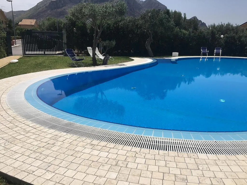 Villa Dell'Ulivo - By Domusicily 0*, Terrasini